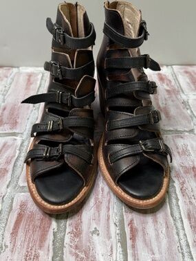Freebird Size 8 Quinn Black Leather Multi Buckle Strappy Sandals